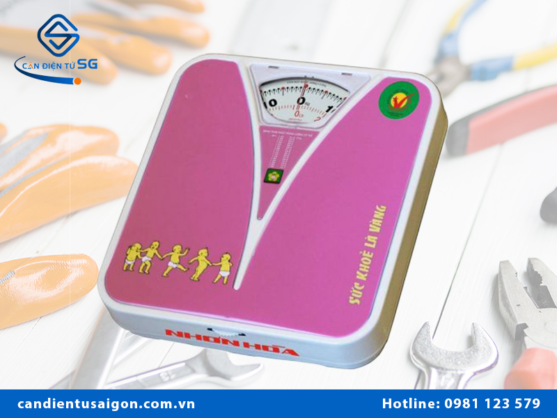 Tháo lắp cân sức khỏe Nhơn Hòa