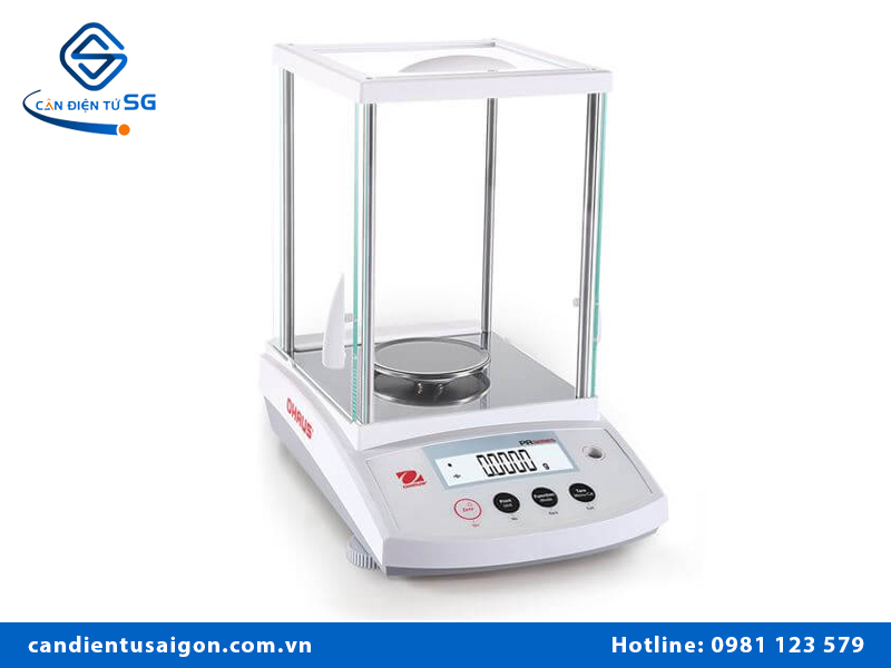 Cân phân tích 4 số lẻ