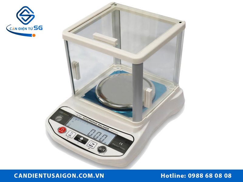 Cân phân tích 2 số lẻ