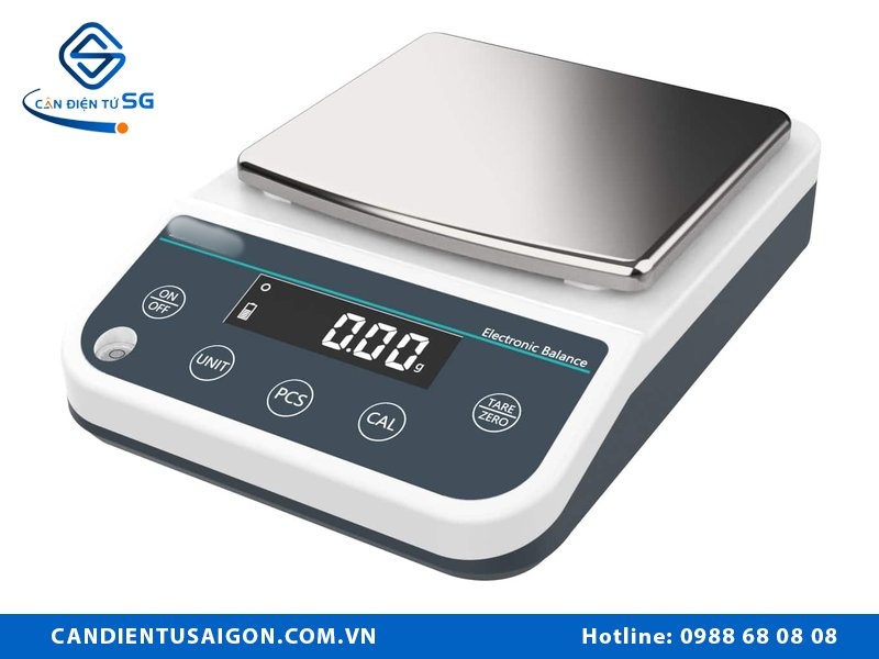 So sánh cân phân tích và cân kỹ thuật