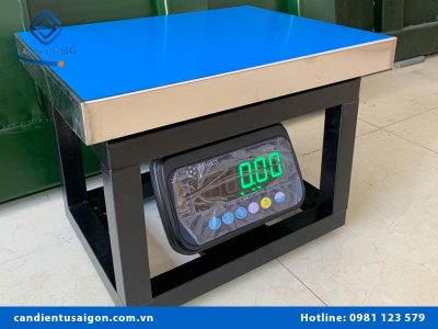Cân Điện Tử 300kg Giá Bao Nhiêu?
