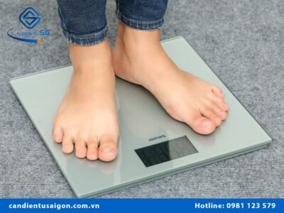 Cân điện tử đo cân nặng