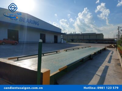 Cân 100 tấn bao nhiêu tiền?